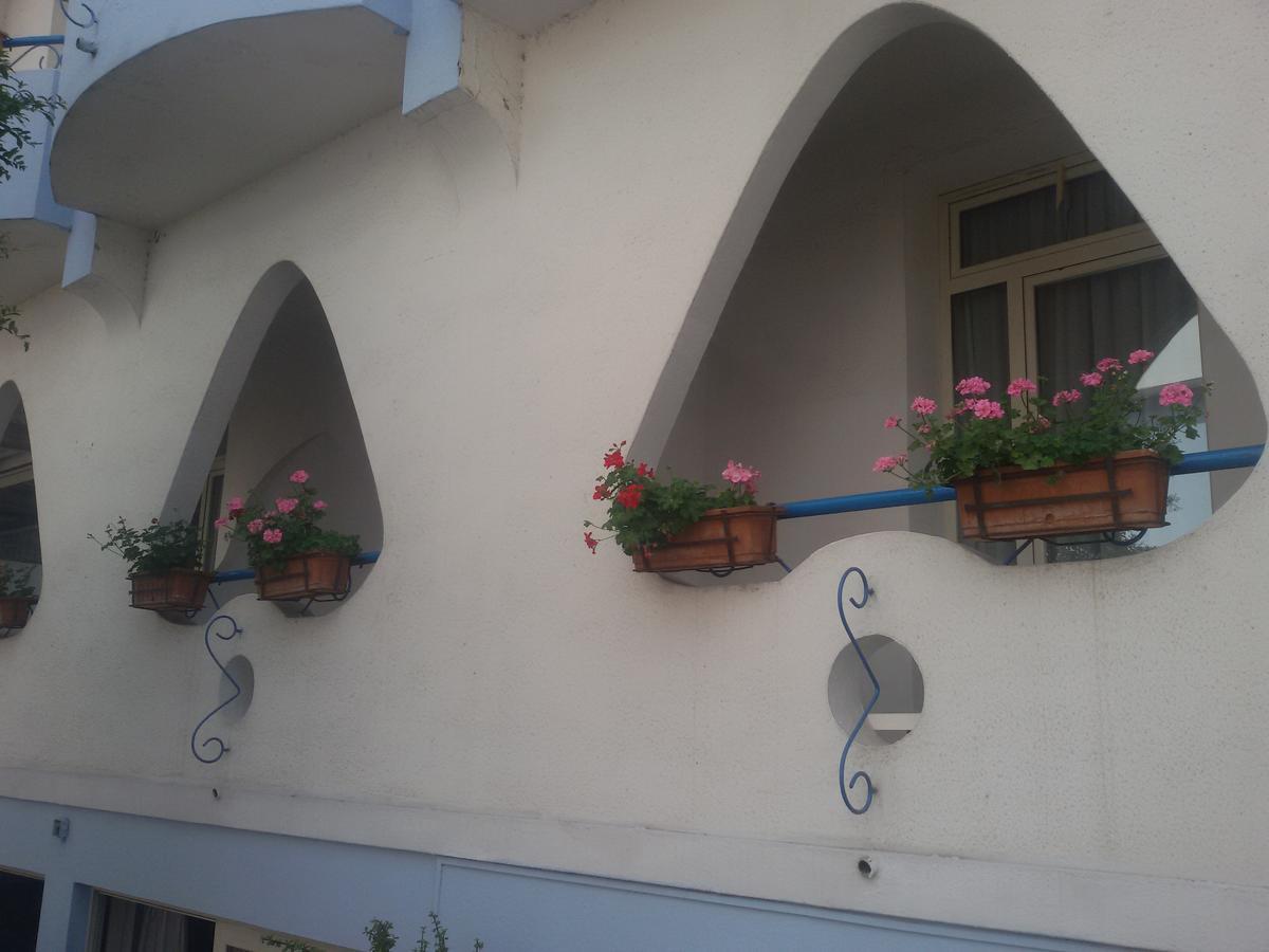 Villa Athena Giardini Naxos Exterior photo